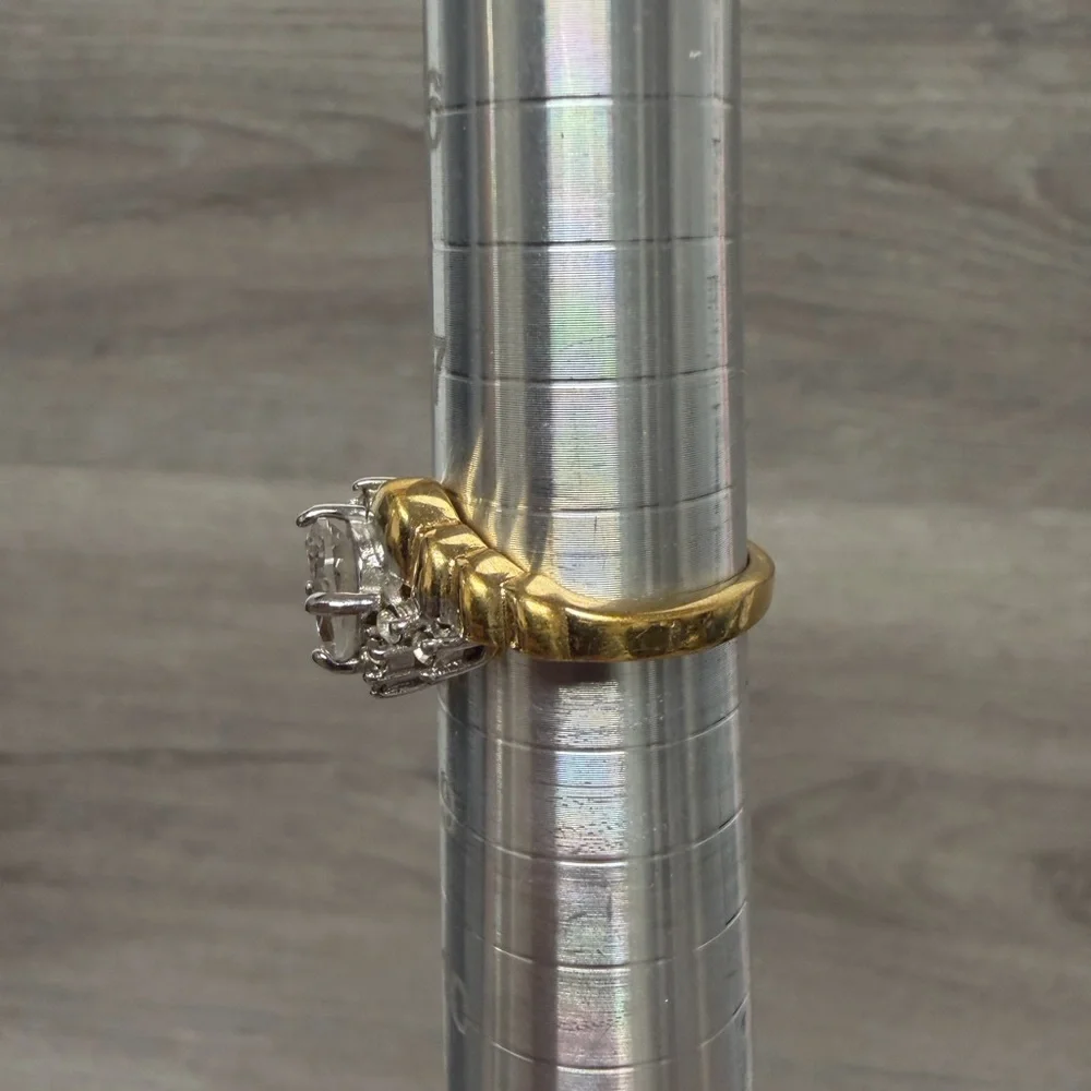 Elegant Gold and Silver Women's Ring‎ 18KT